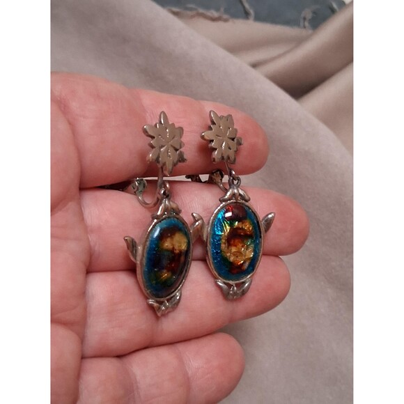 Vintage Celebrity Foil Glass Dangle Earrings - Picture 4 of 7